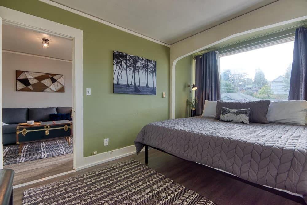 #Stayinmydistrict Historic Apartment Near Downtown Coos Bay Kültér fotó