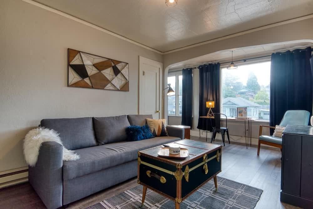 #Stayinmydistrict Historic Apartment Near Downtown Coos Bay Kültér fotó